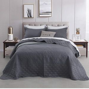CHIXIN Oversized Bedspread Coverlet Set Dark Grey